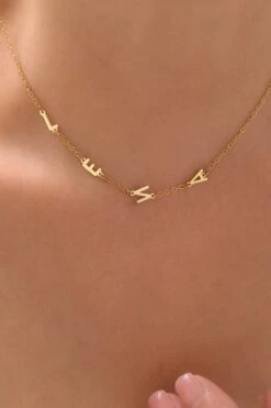 Side Letter Halskette