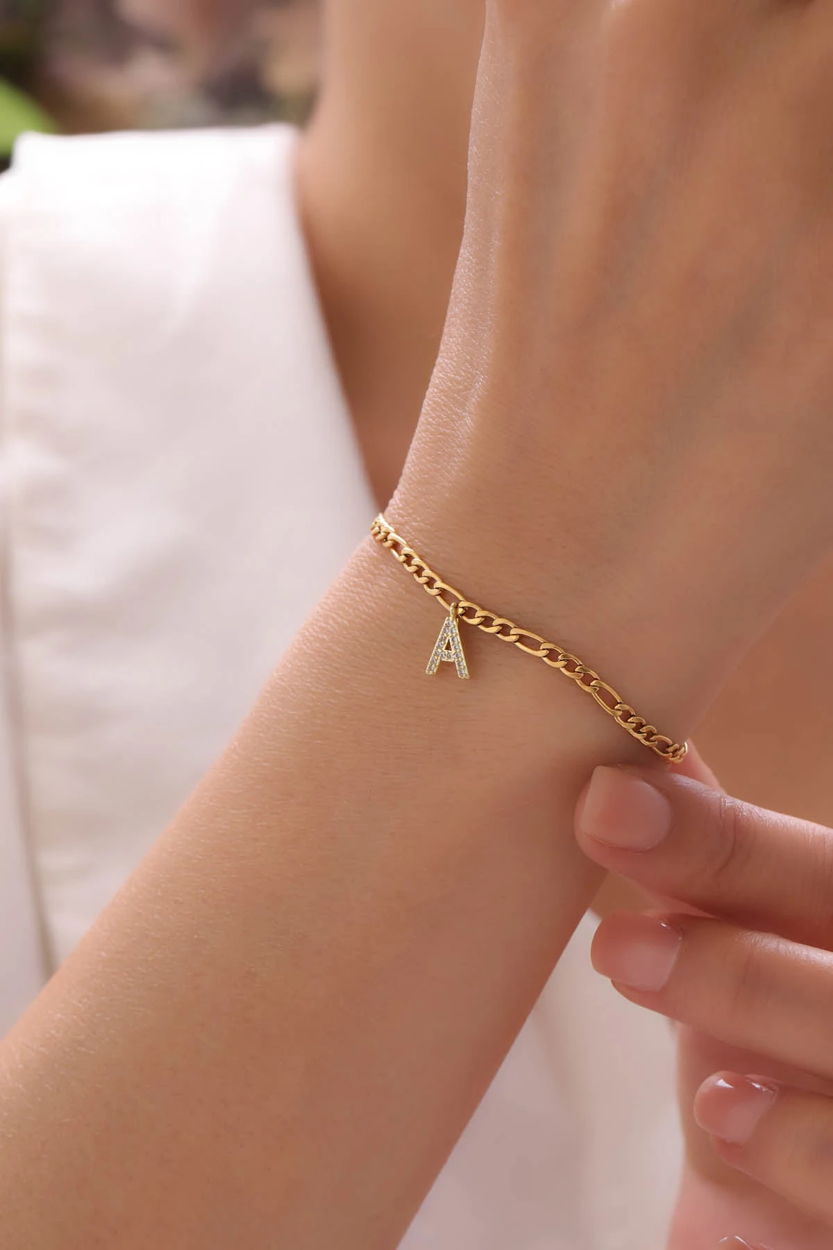 Armband Figaro Mit Buchstabe 3 Armband Figaro Mit Buchstabe – Bild 3