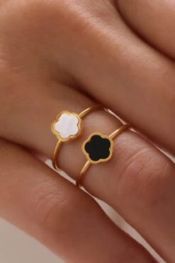 Black Leaf Open Ring 5 Black Leaf Open Ring -Meinekette Verkäufe 7I0A1149