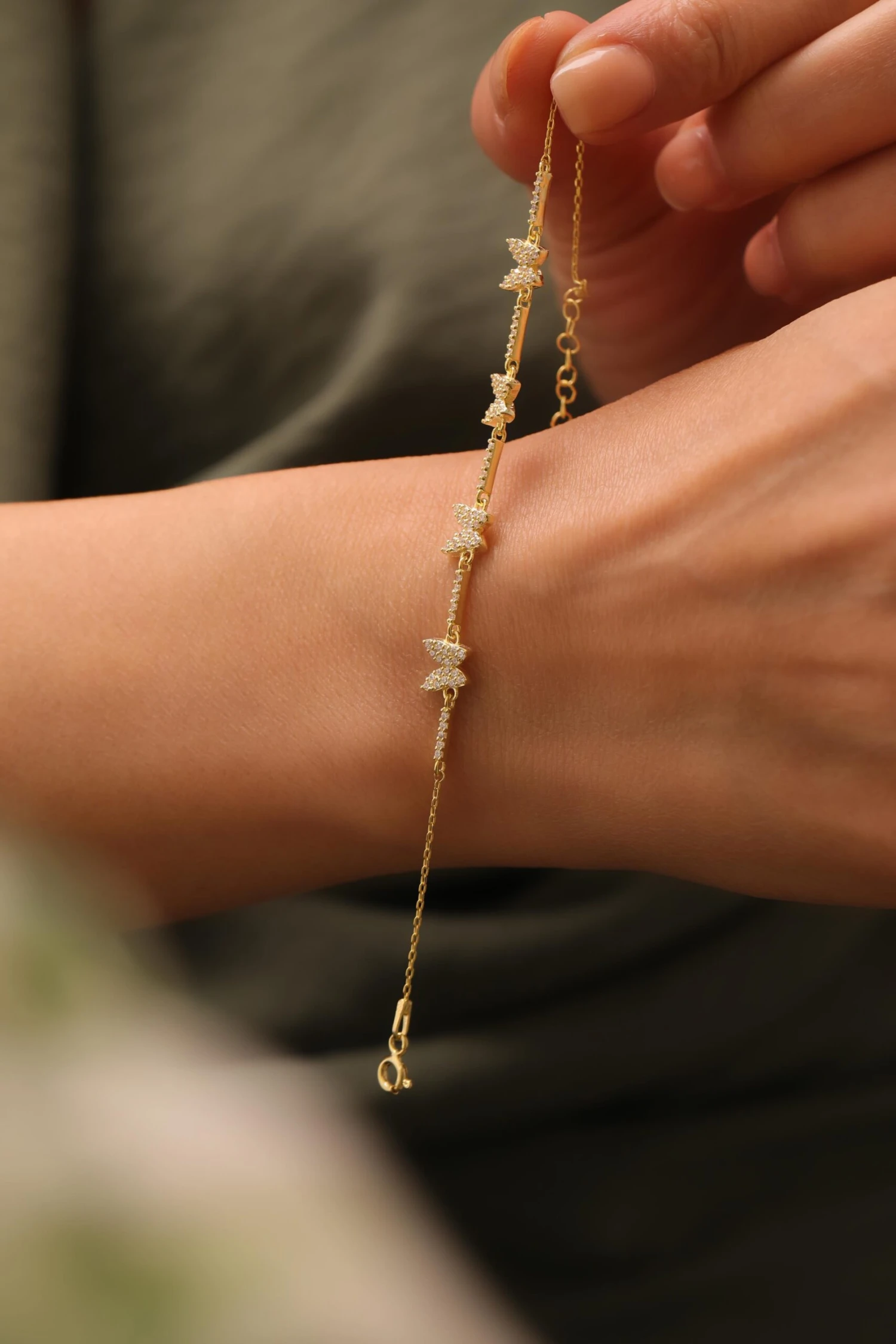 Iced Butterfly Armband 1 Iced Butterfly Armband