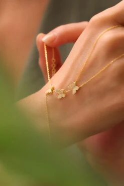 Butterfly Glow Handkette