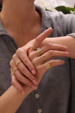 Snake Zirkonia Ring 12 Snake Zirkonia Ring -Meinekette Verkäufe 7I0A6675 4a78db66 03d4 4c93 9e0a 724275a2f6a2