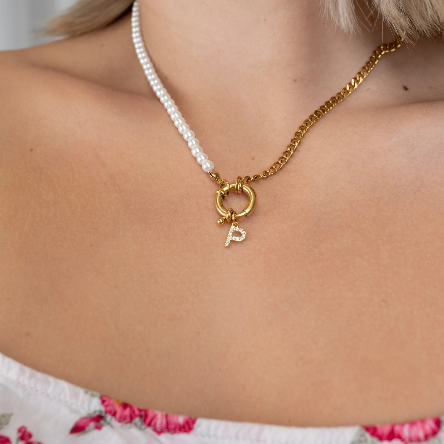 Gourmet-Perlen Halskette Mit Buchstabe Verschluss 2 Gourmet-Perlen Halskette Mit Buchstabe Verschluss – Bild 2